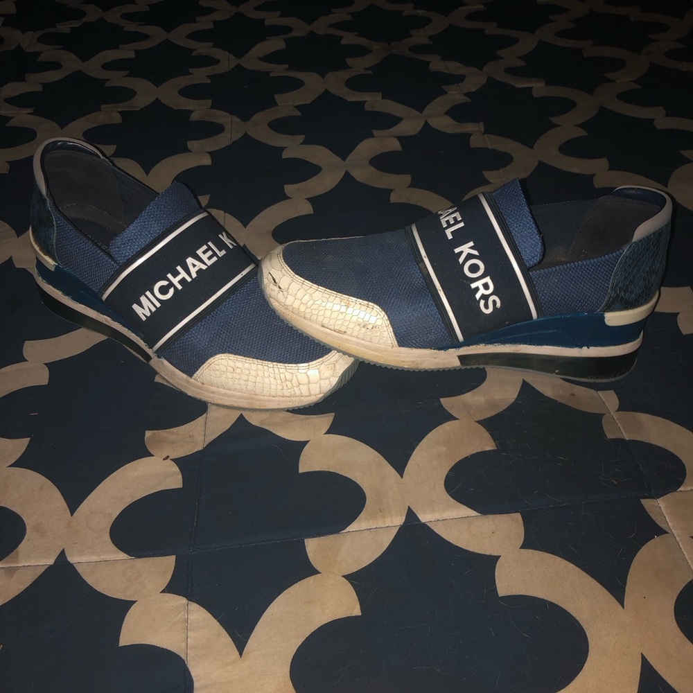 Michael Kors Navy and White Men's Sneakers - Picture 2 of 5